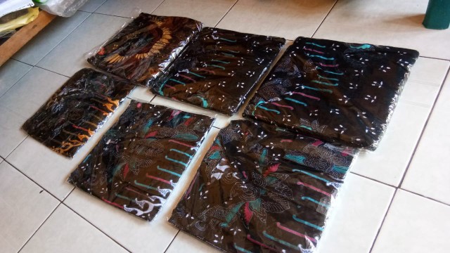 Batik Couple_maora Sania Ruffle Batik Couple Ori Ndoro Jowi Dnt Garansi Termurah