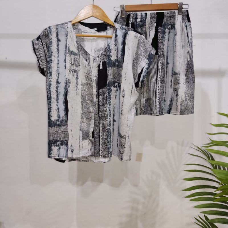 0PIYAMA KANCING PENDEK | PIYAMA BUSUI PENDEK | PIYAMA RAYON | BAJU TIDUR MURAH-KCB 18