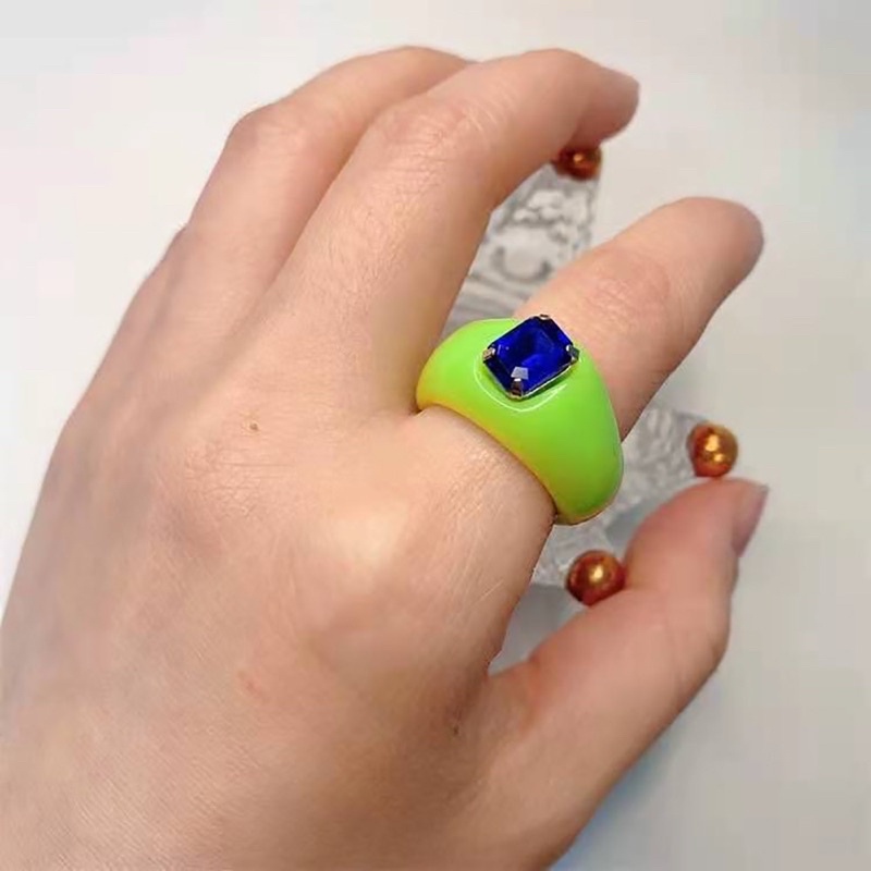 Bulky resin statement ring