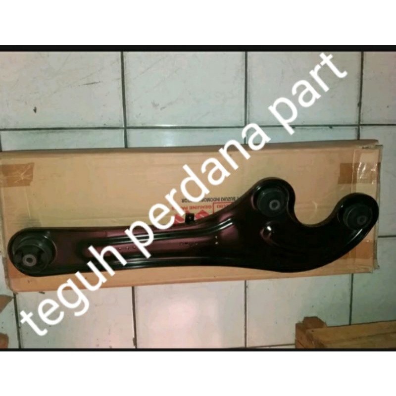 Lower Arm Apv belakang apv apv arena Sayap belakang apv apv arena original harga satuan