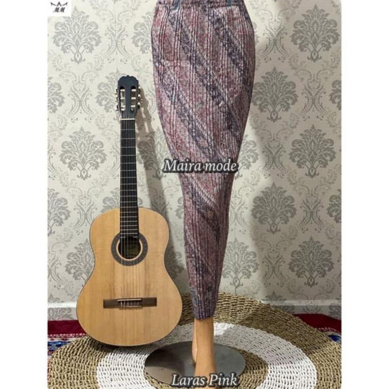 Rok Prisket//Rok Undangan//Rok Wisuda