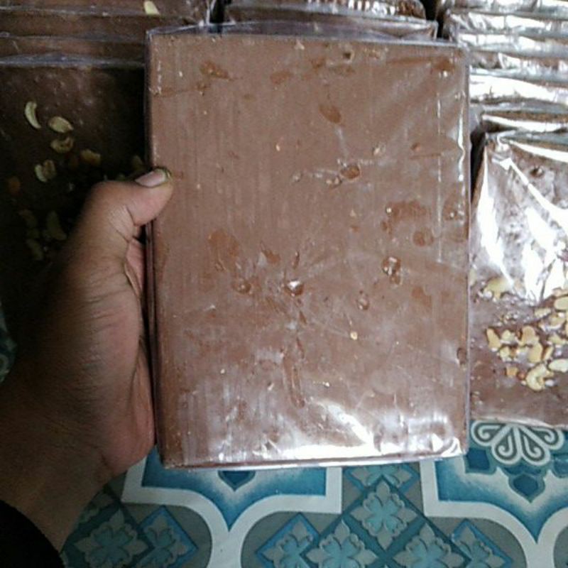 coklat blok 1 kg mix silverqueen / take it mix