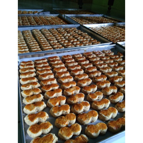 

Kue kacang lumer