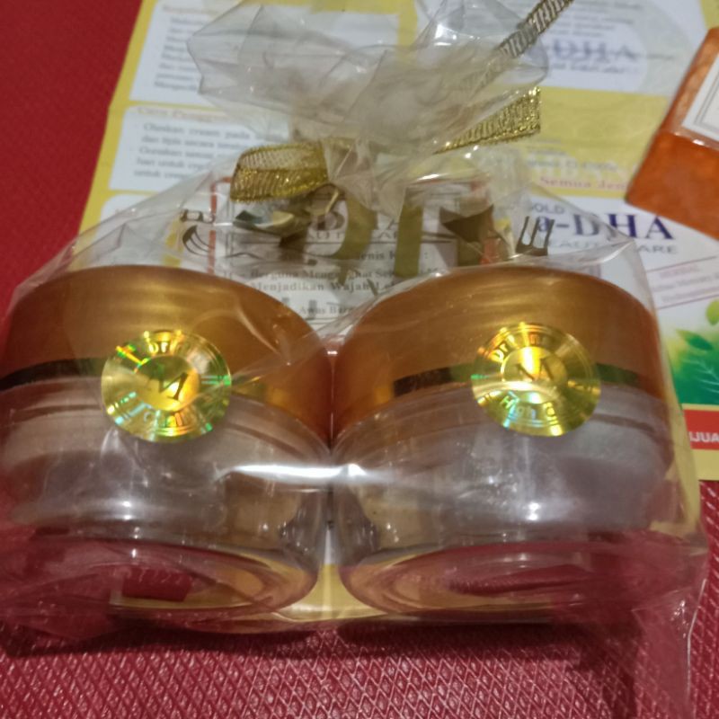 CREAM a- ADHA EMBOS HOLO MDS / CREAM a- DHA GOLD PEMUTIH WAJAH