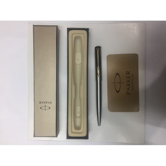 

NEW STOCK PULPEN PARKER VEKTOR SS GOLD TRIM ( KLIP EMAS )