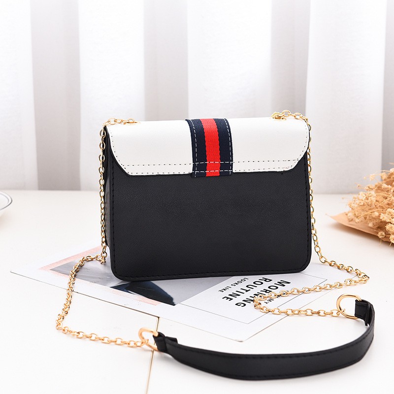 Tas Selempang Cewek Modis Kecil Fashion Gantungan Boneka Lucu WT7119