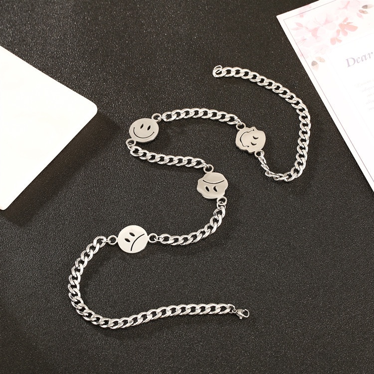 Tiktok kalung sederhana stainless steel Smiley kalung pria dan wanita jalan yang sama hip-hop titani