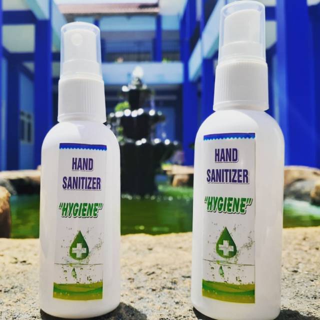 HAND SANITIZER SPRAY  60 ml .