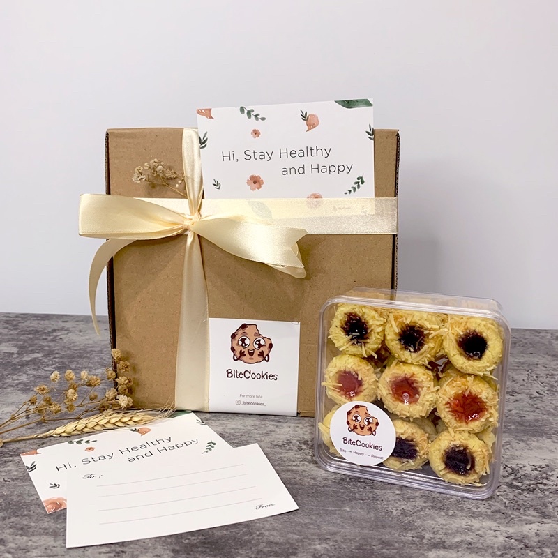

Hampers Large Bite Brownies & Cookies