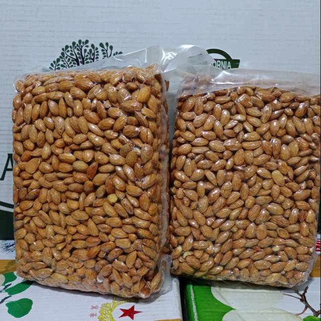 

Kacang Almond 1KG Almond Panggang Kupas Roasted Almond Natural