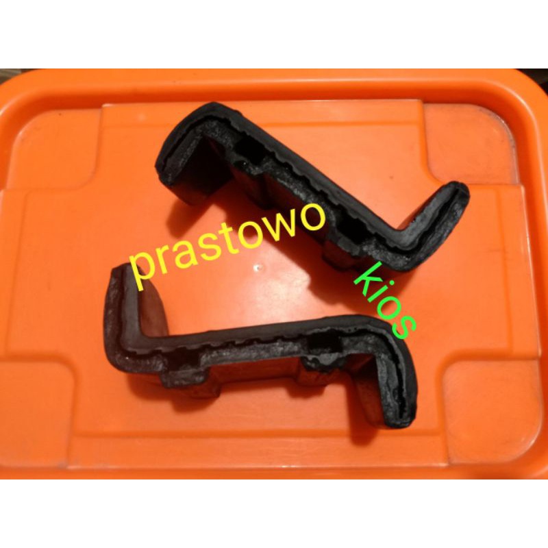 Karet cover tutup footstep pijakan samping kijang super grand