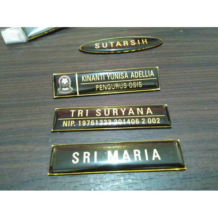 

Nama dada/Name Tag Kuningan Magnet