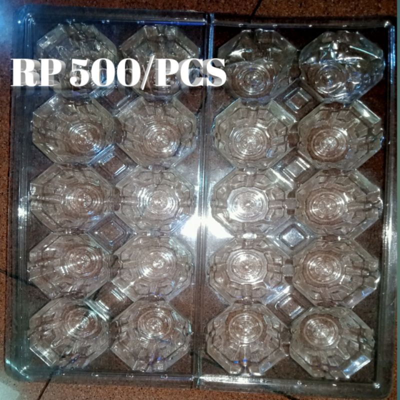 

mika telur isi 10/egg tray tampa pengunci