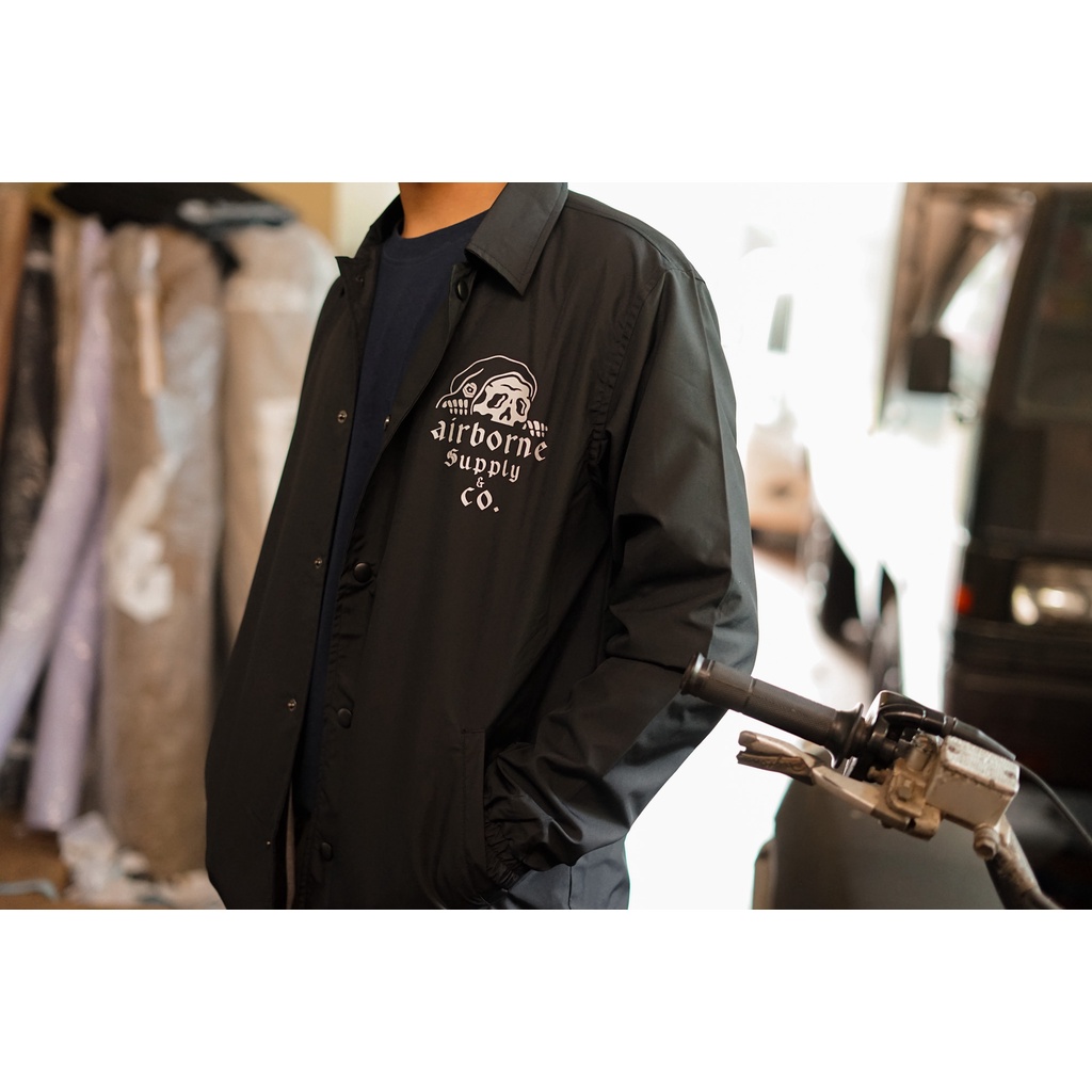 Jaket Windbreacker Taslan AIRBORNE REPUBLIC