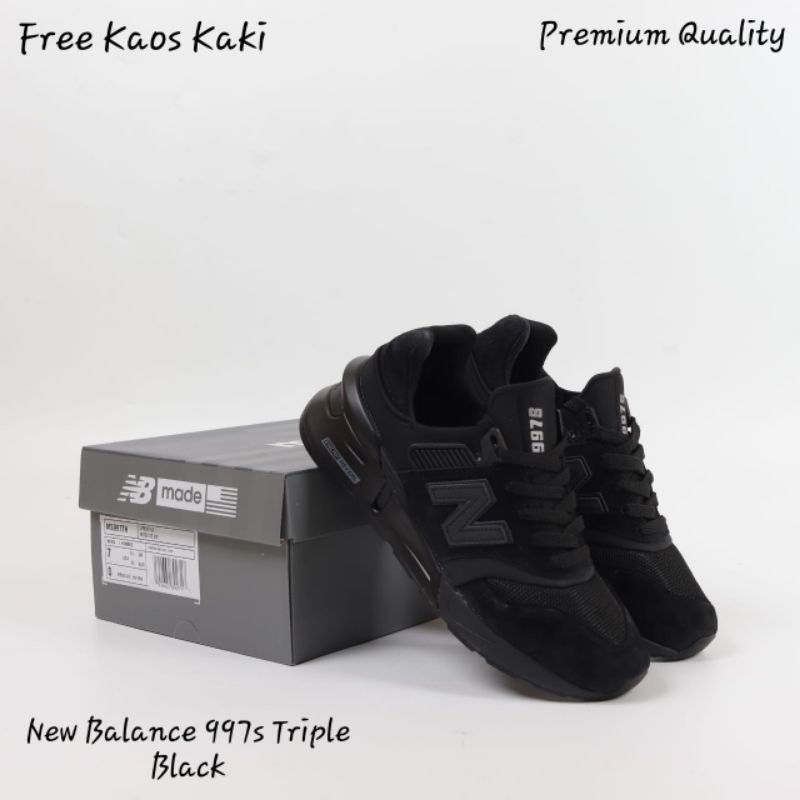 New Balance 997s Triple Black