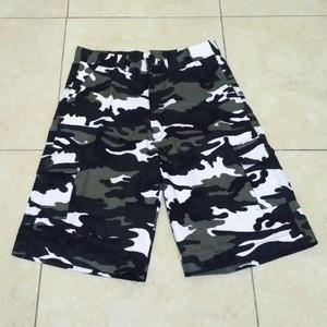 Celana Pendek Loreng Putih