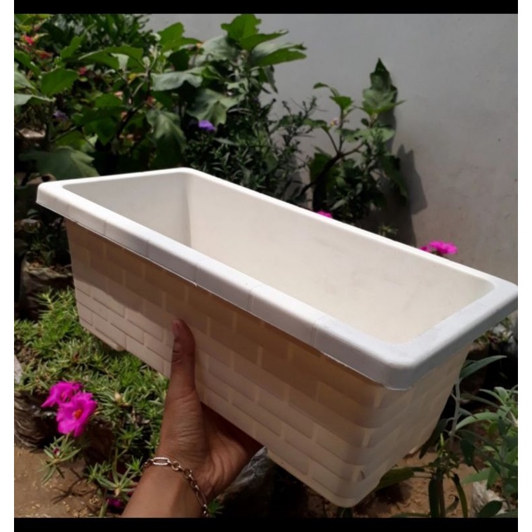 pot panjang bata M, pot kotak 25 cm. pot panjang mptif bata