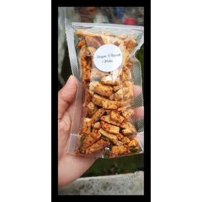 

BASRENG PEDAS DAUN JERUK / BASRENG STIK PEDAS 90 GRAM