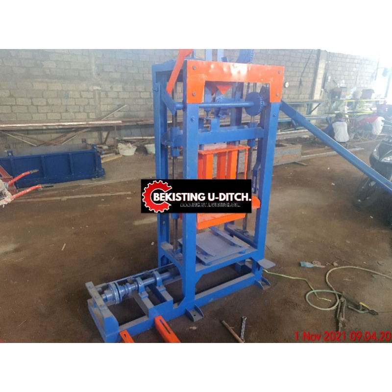 mesin pres batako plus dinamo 1phase