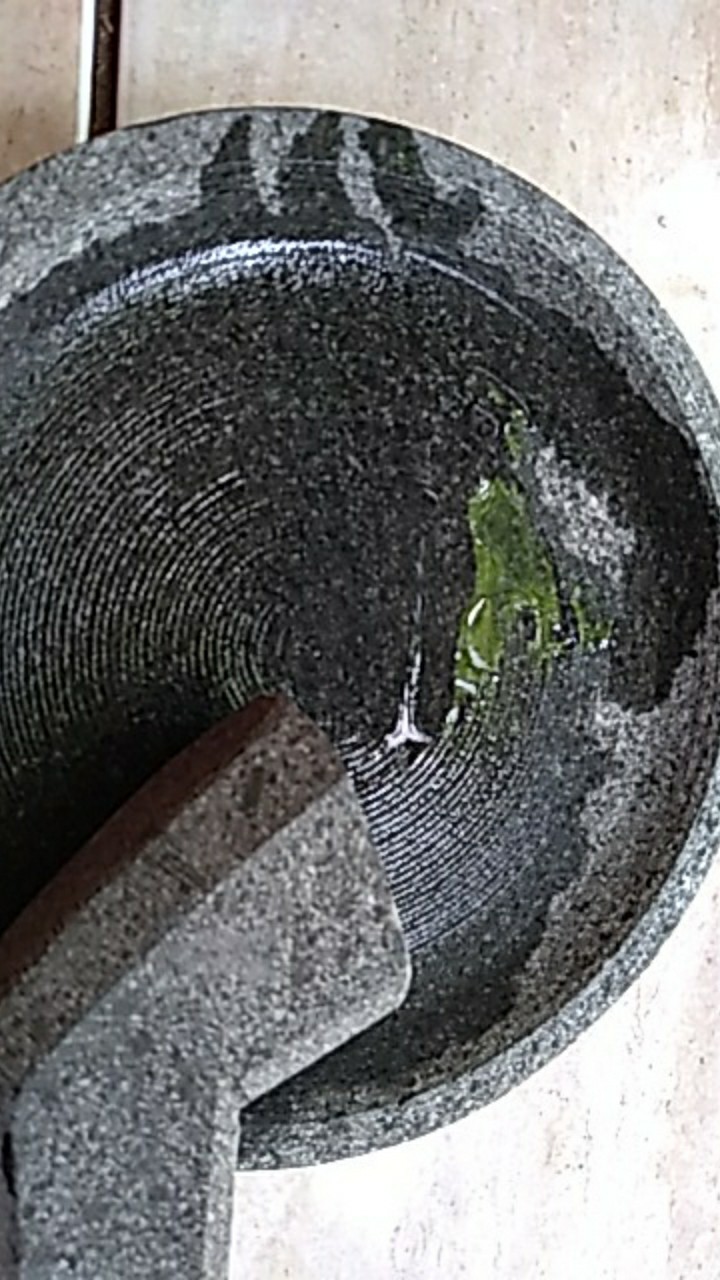 Cobek Batu 20cm+uleg