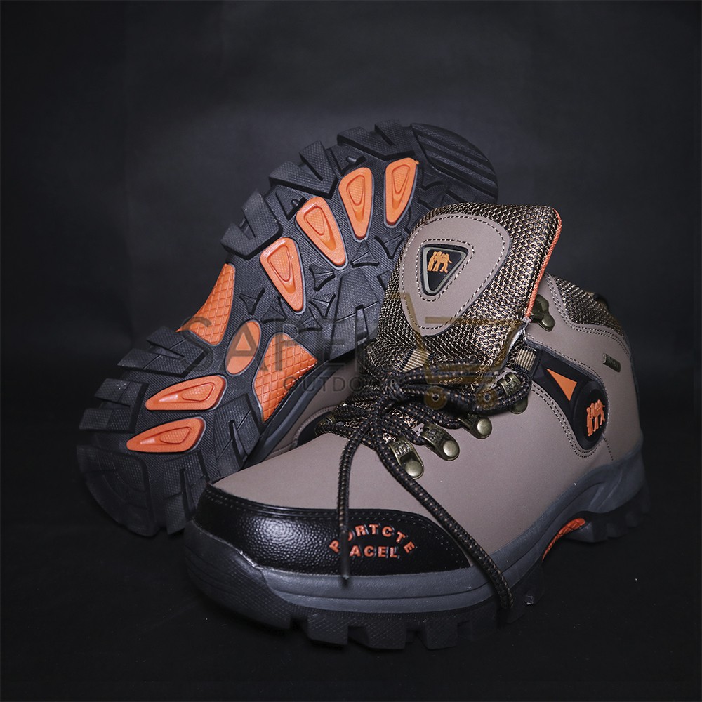 SEPATU GUNUNG CEWEK SNTA WOMEN SERIES