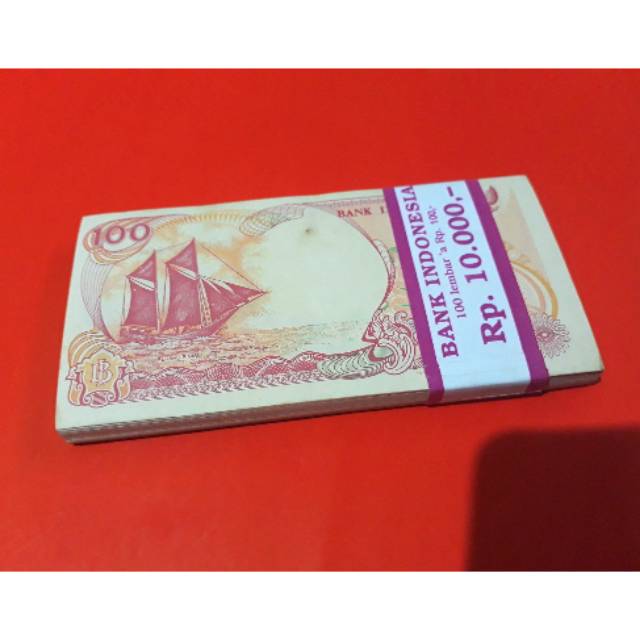 Uang Kuno 100 rupiah Kertas Perahu Pinisi 1 Gepok (100 lembar) Full Urut