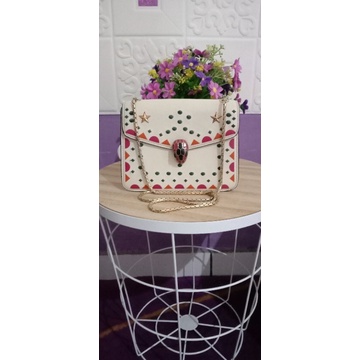 tas sling warna putih nobrand preloved