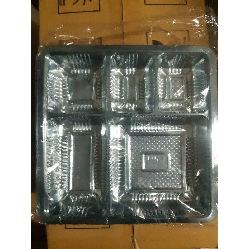 

mika dus nasi sekat 5 isi 100bj (21,5x21,5x2,8cm)