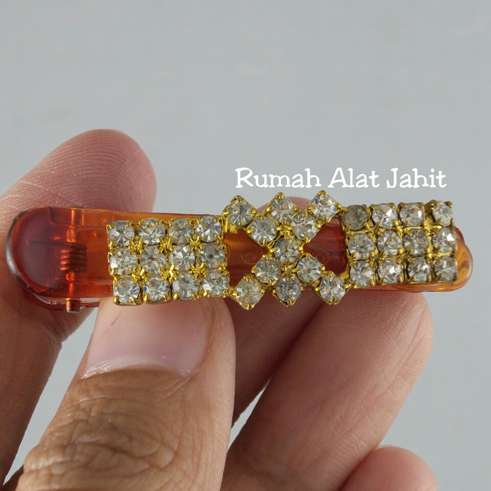 Jepit Rambut / Hair Clip Permata Baris Segi Silang 4.5cm (sepasang)