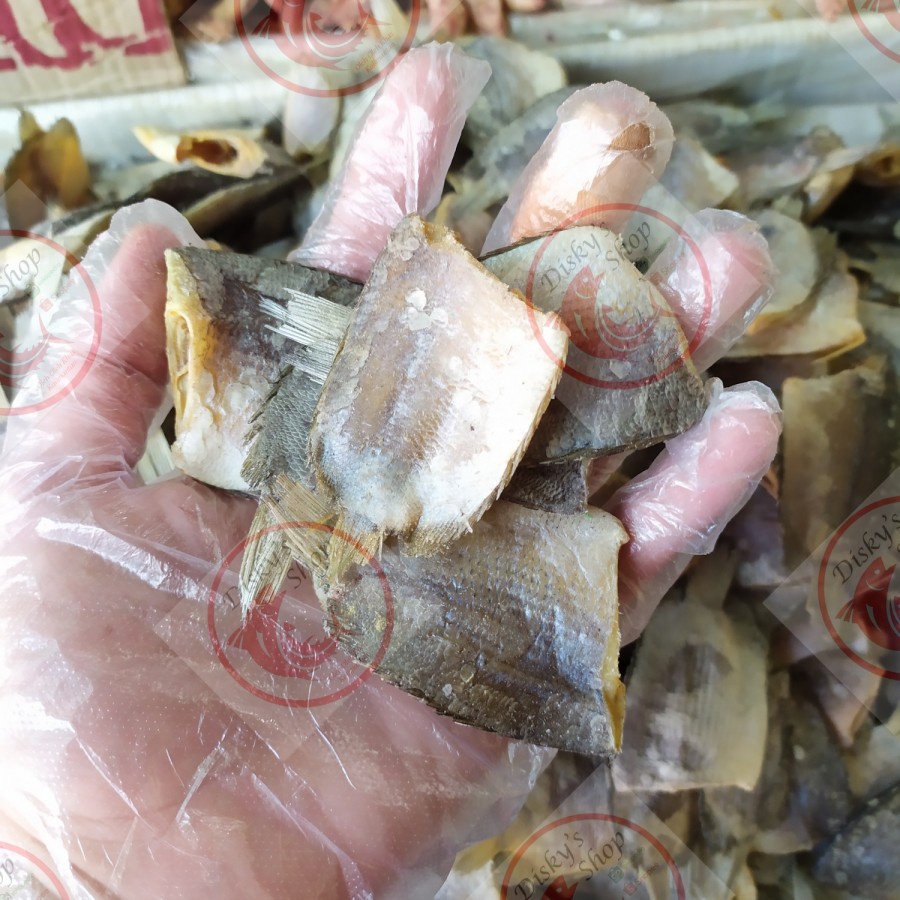 

Ikan Asin Biawan/ Sepat Kecil Asli Kalimantan Grade A 500 Gr