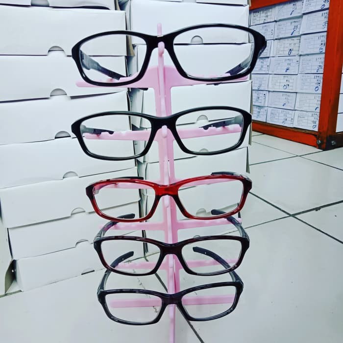 Order Langsung kacamata pria batang lurus Diskon