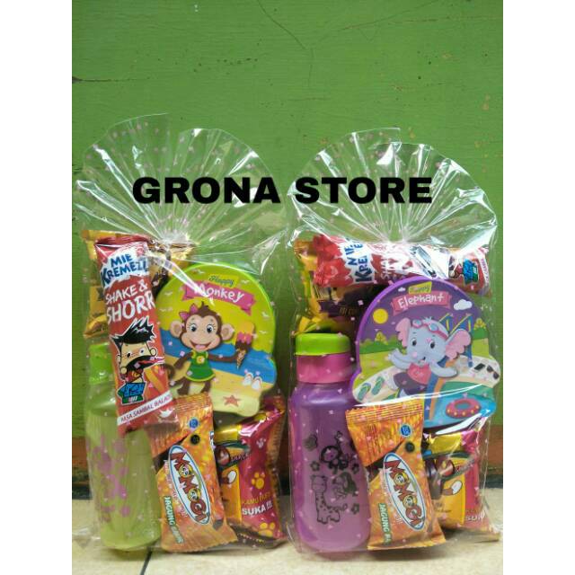 

PAKET SNACK PLUS SOUVENIR ULANG TAHUN/GOODIE BAG/BINGKISAN SNACK