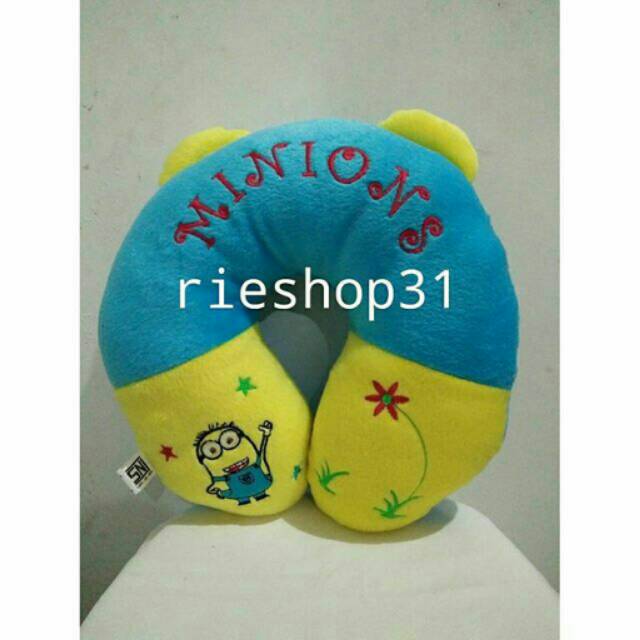 Bantal leher karakter minions kuping