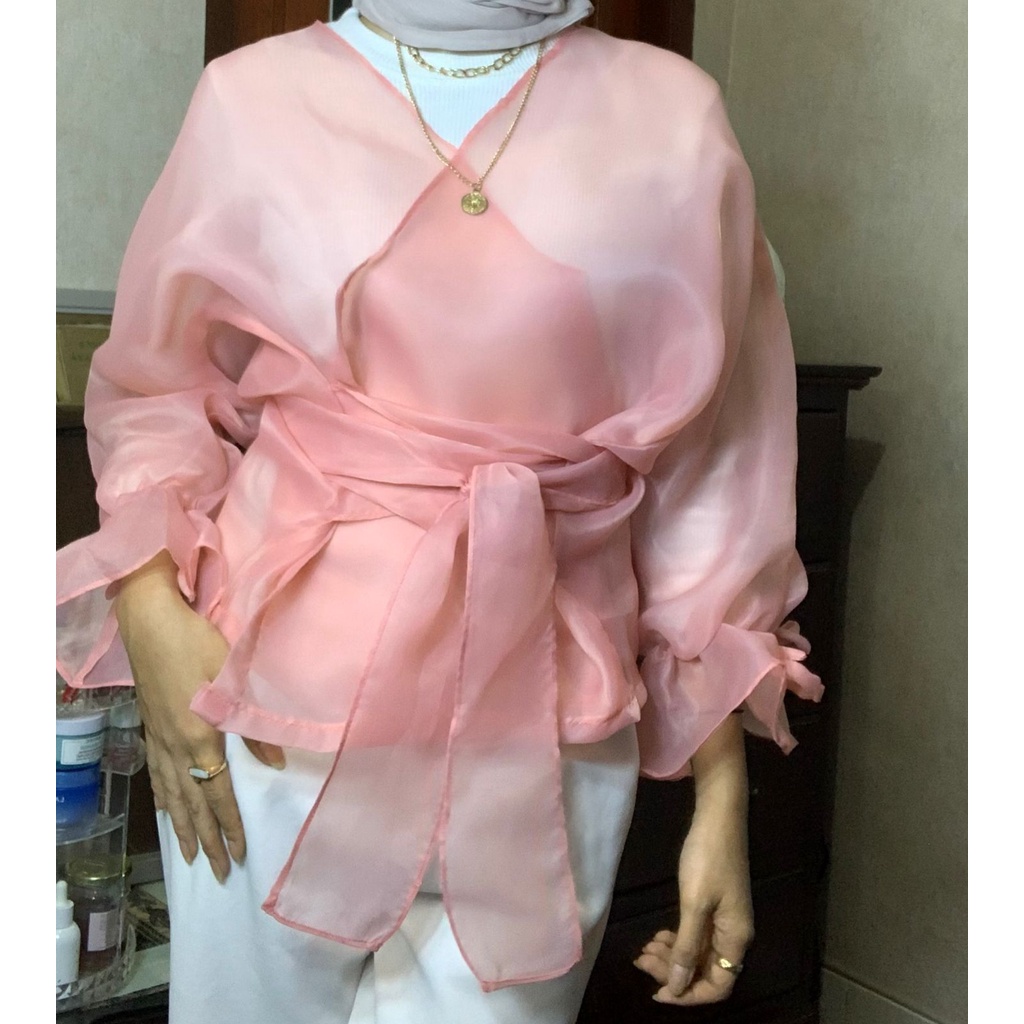 Yara Outer Organza Baju Kondangan Blouse Ballon Atasan Pesta