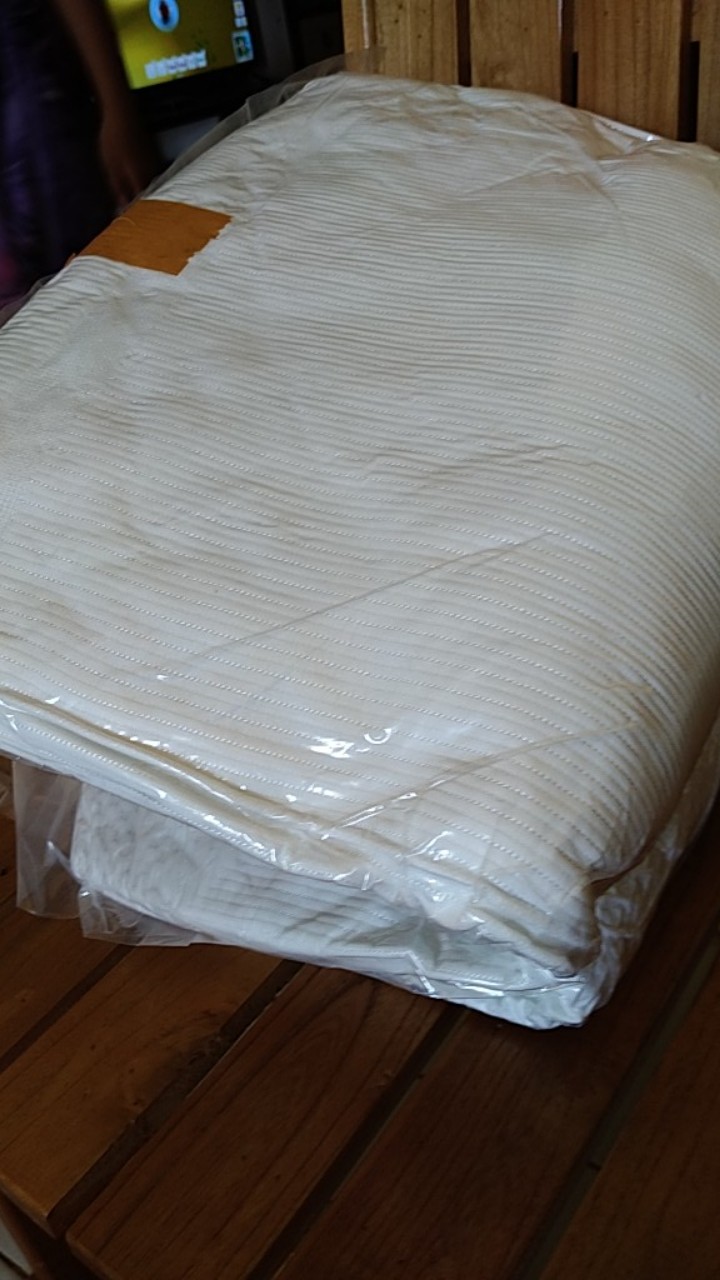 Beli 1 Gratis 1 Bantal Hotel Microfiber