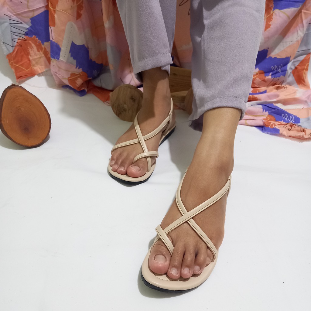 Sandal Tali Wanita Slip Sandal Tali Jempol Sandal Flat Wanita - NINDA