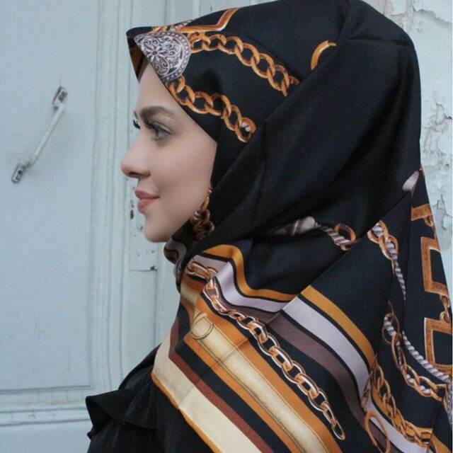 Jilbab rayon Turki asli warna hitam mustard. BARU
