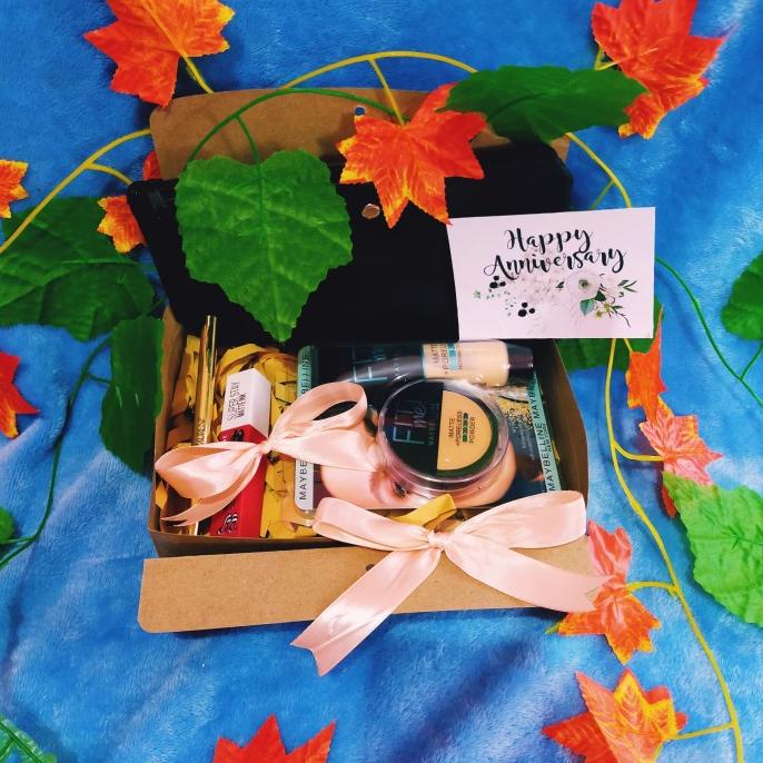 

Sale!!! Hampers Makeup(Gift Box Makeup)/Kado Wedding,Ultah,Istri,Pacar,Anniv - Paling Diminati