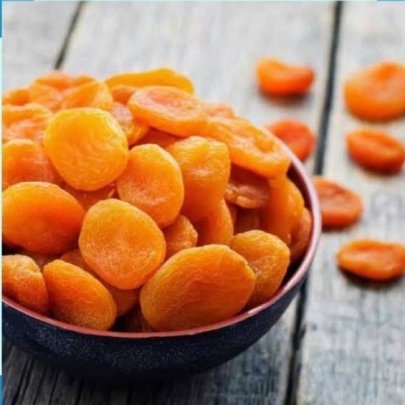 Aprikot kering Segar / Dried apricot 1kg