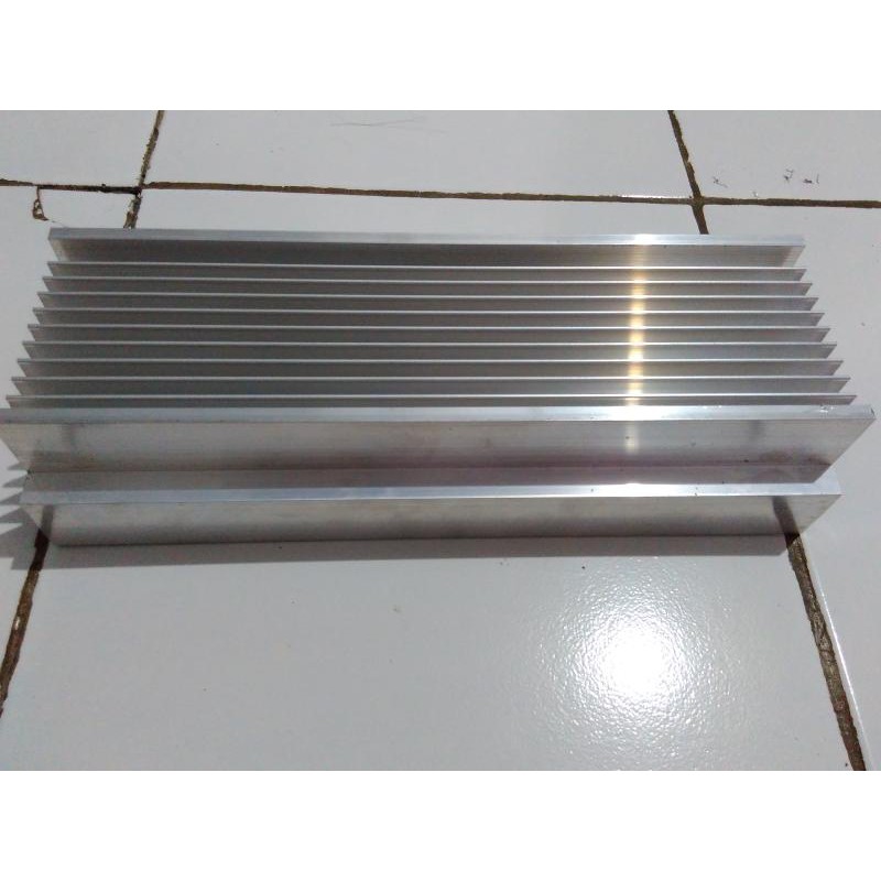 Pendingin /Heat Sink Transistor Final Model Built-Up 30 Cm