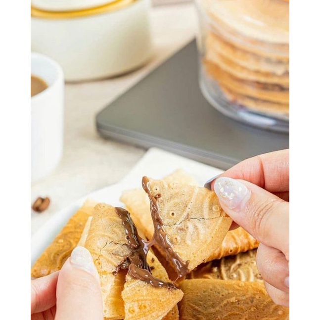 

Semprong isi Cokelat / Loves Semprong Cokelat
