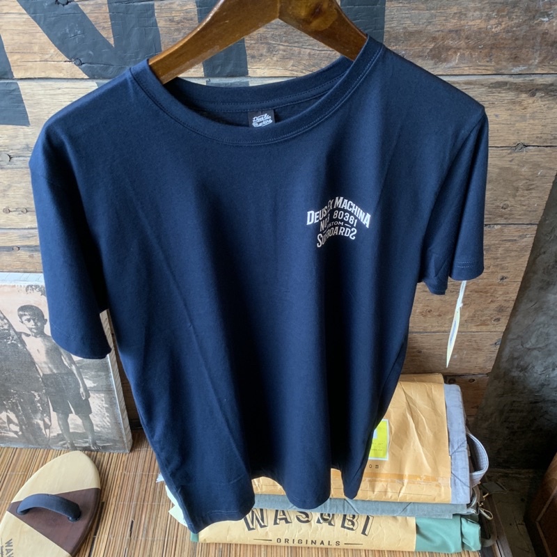 Baju Pria Deus Ex Machina Original Backward Nf Navy New
