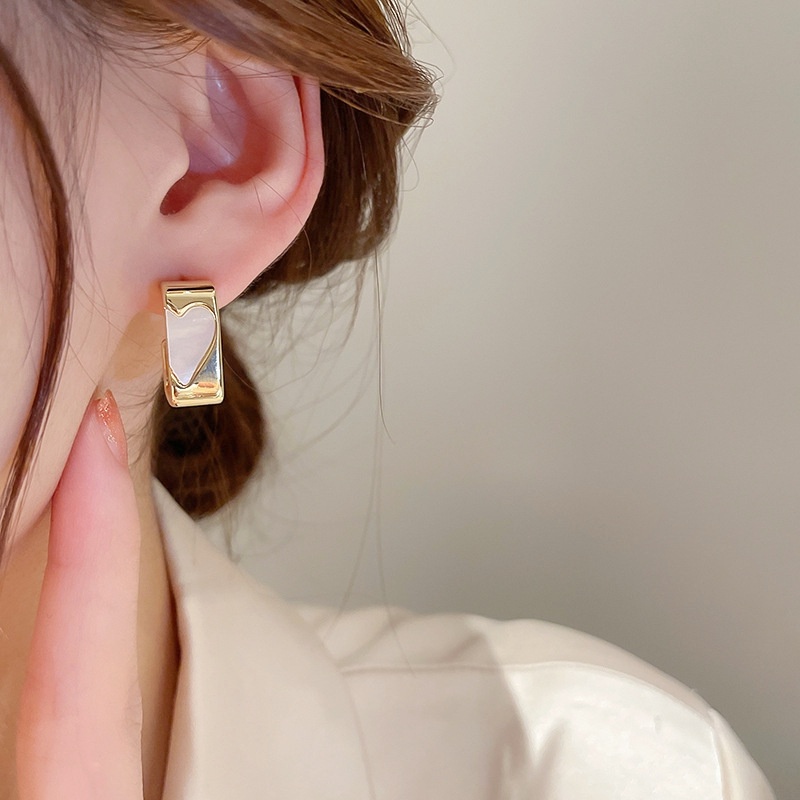 Anting Bentuk Kotak Bahan Metal Gaya Korea Untuk Wanita