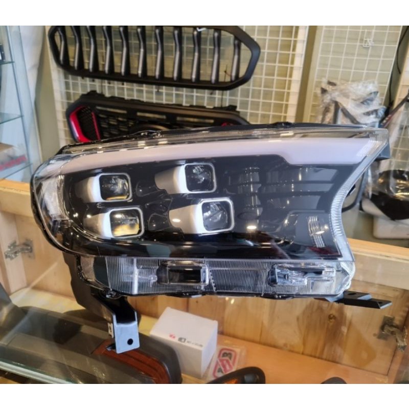 lampu mobil depan headlamp ford ranger T7 dan T8 led 4