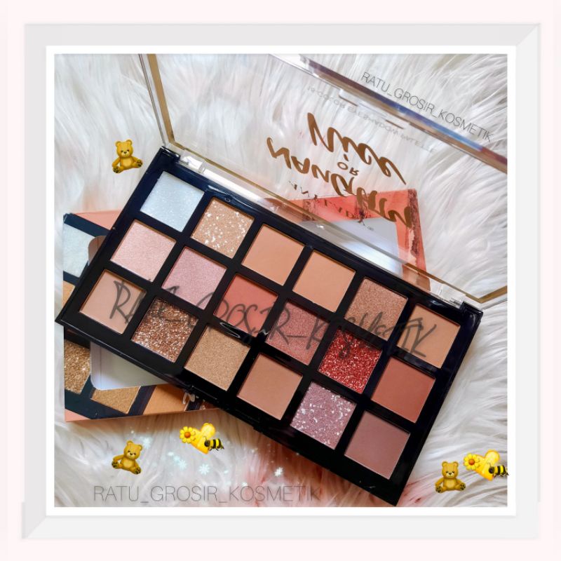 PROMO!!!EYESHADOW PALETTE NAUGHTY OR NICE ANYLADY NO.728B