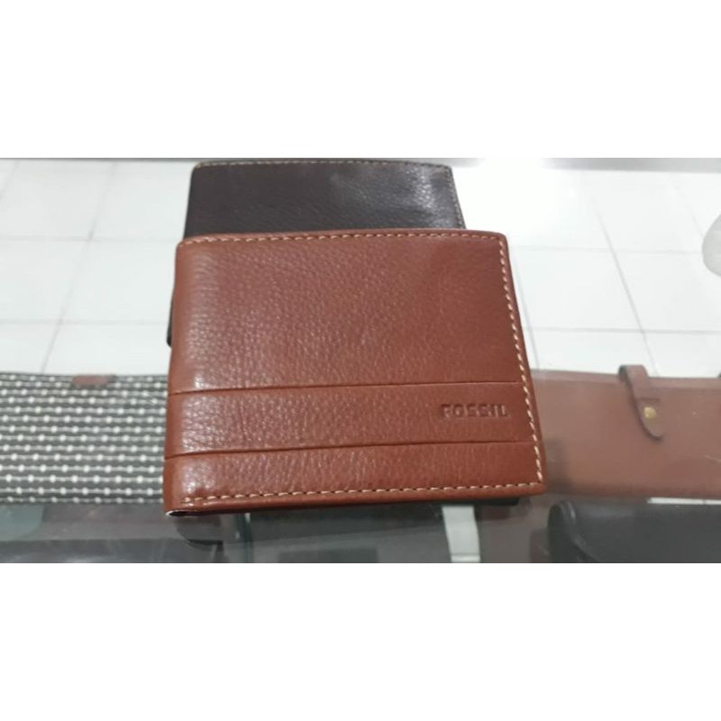 Lufkin bifold Brown wallet plus tinbox