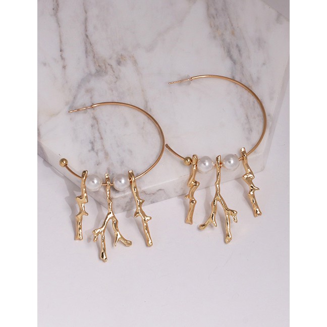 LRC Anting Tusuk Fashion Gold Geometric Fringed Inlaid Pearl Stud Earrings F49733