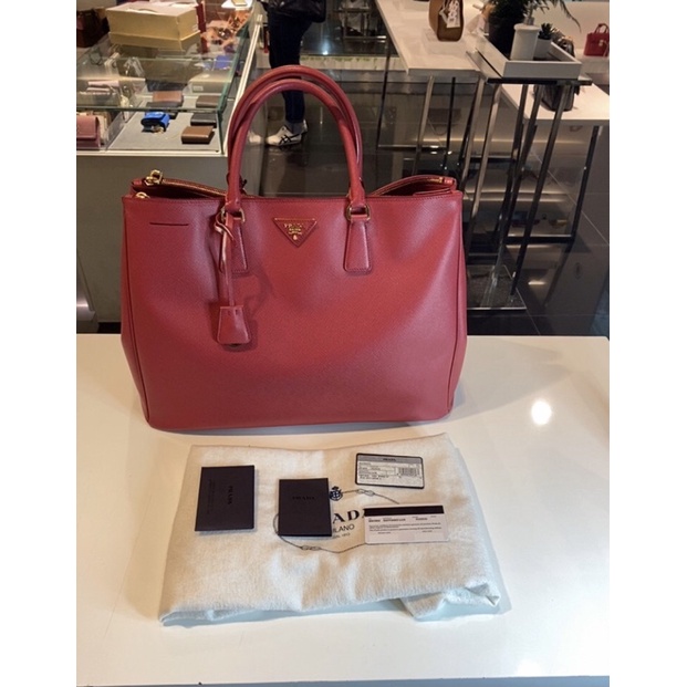 SOLD OUT Sale Preloved tas prada original