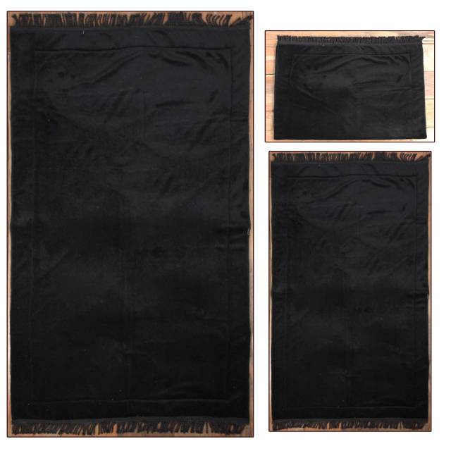 Sajadah hitam polos banget