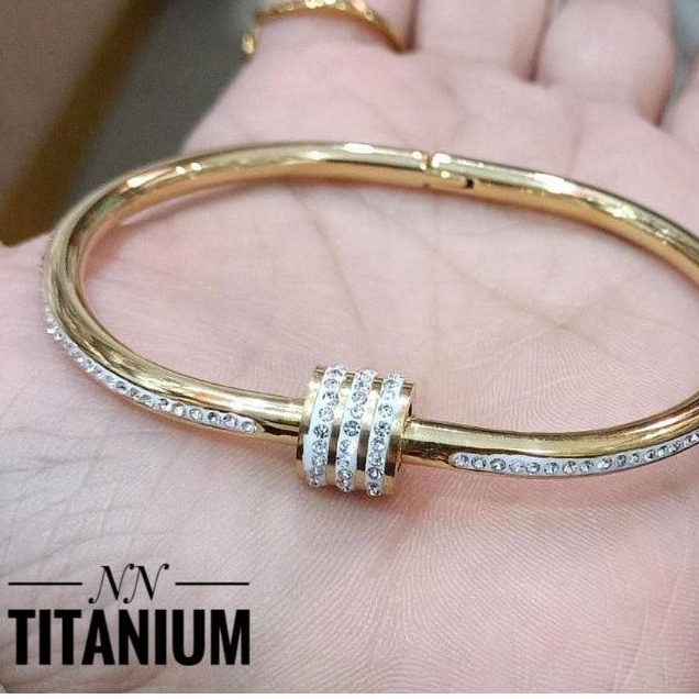 Titanium gelang wanita n11